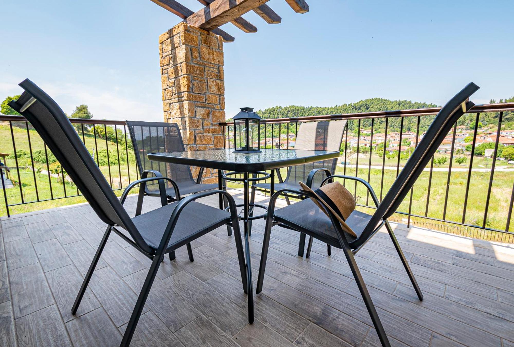 Penelope Luxury Suites Fourka Exterior photo