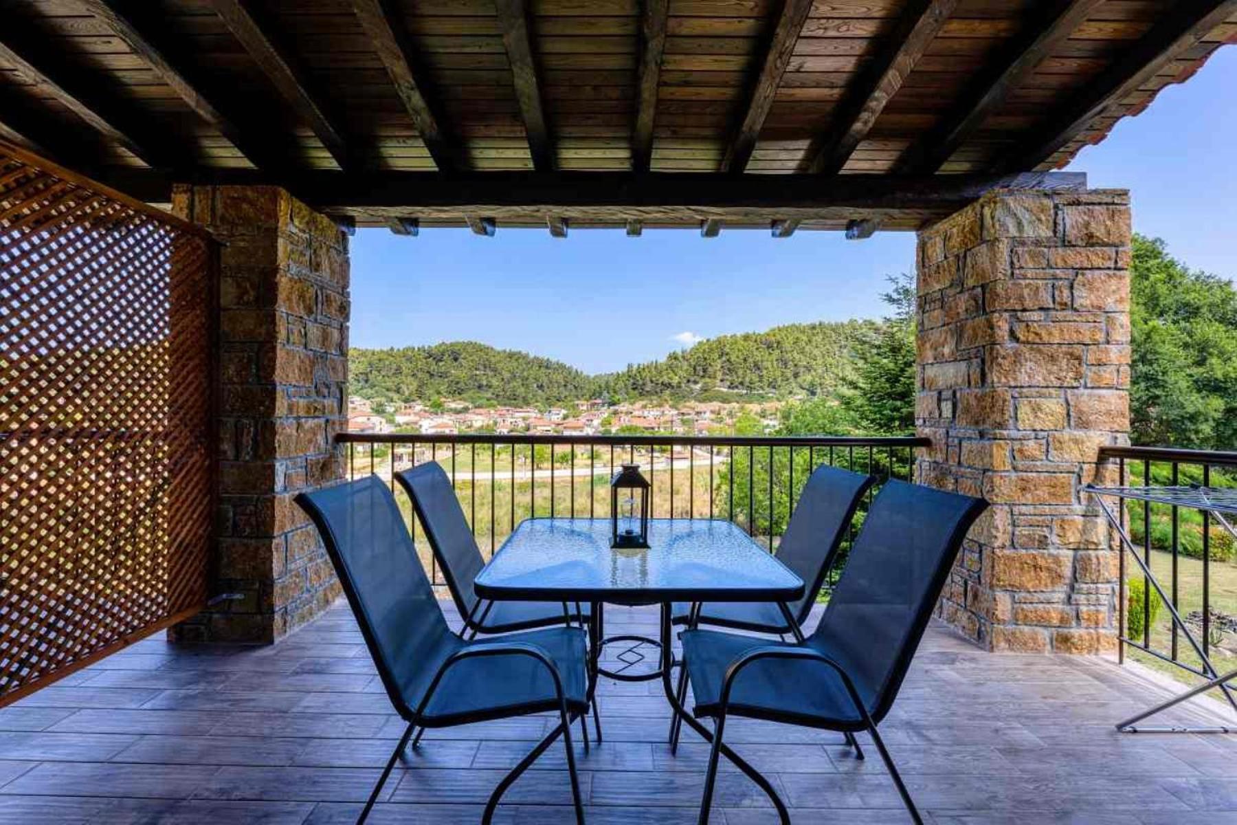 Penelope Luxury Suites Fourka Exterior photo